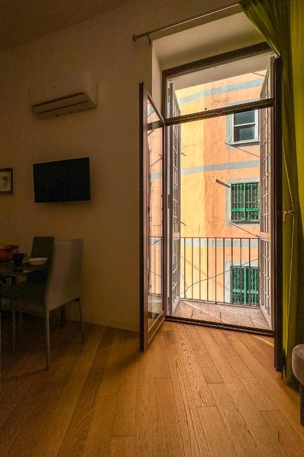 4 Giornate Apartment Napoli Bagian luar foto